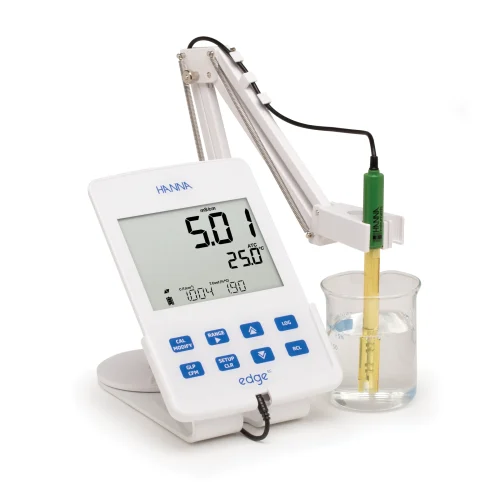Mã: HI2003<br>Máy Đo EC/TDS/Độ Mặn/Nhiệt Độ edge®